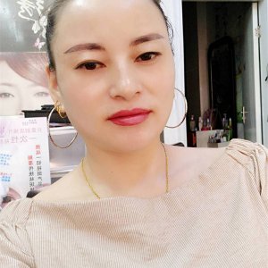 母小曼